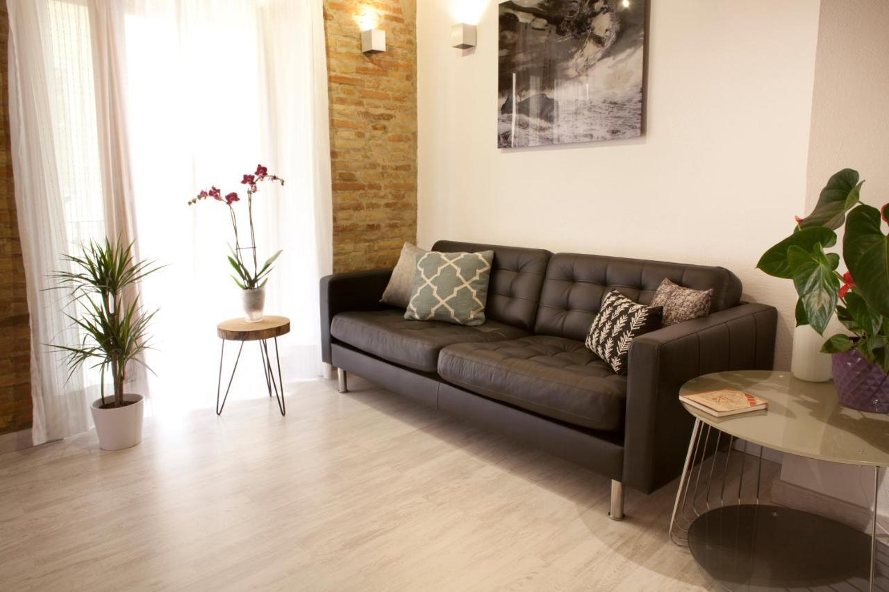 Authentic Charming Apartment/Wifi/Air Conditioning Valencia Eksteriør billede